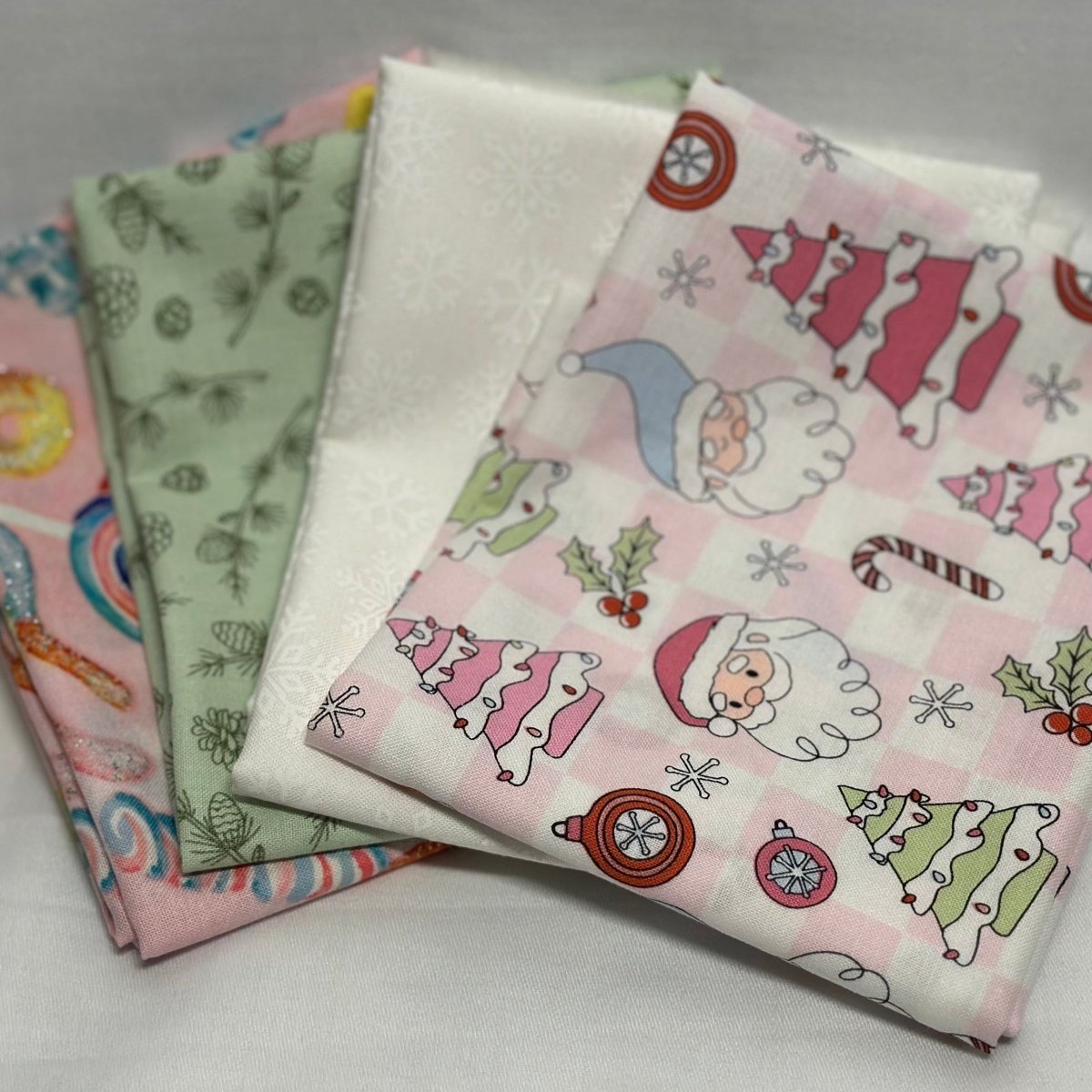 Pastel Christmas Fat Quarter Bundle - (4 pcs) - Blue Owl Quilt Co.