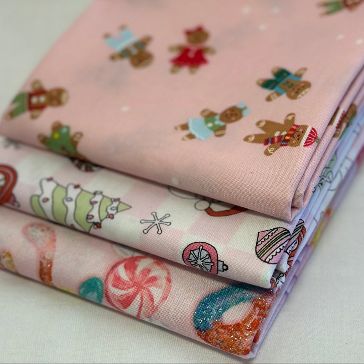 Pink Gingerbread Christmas Fat Quarter Bundle (3 pcs) - Blue Owl Quilt Co.