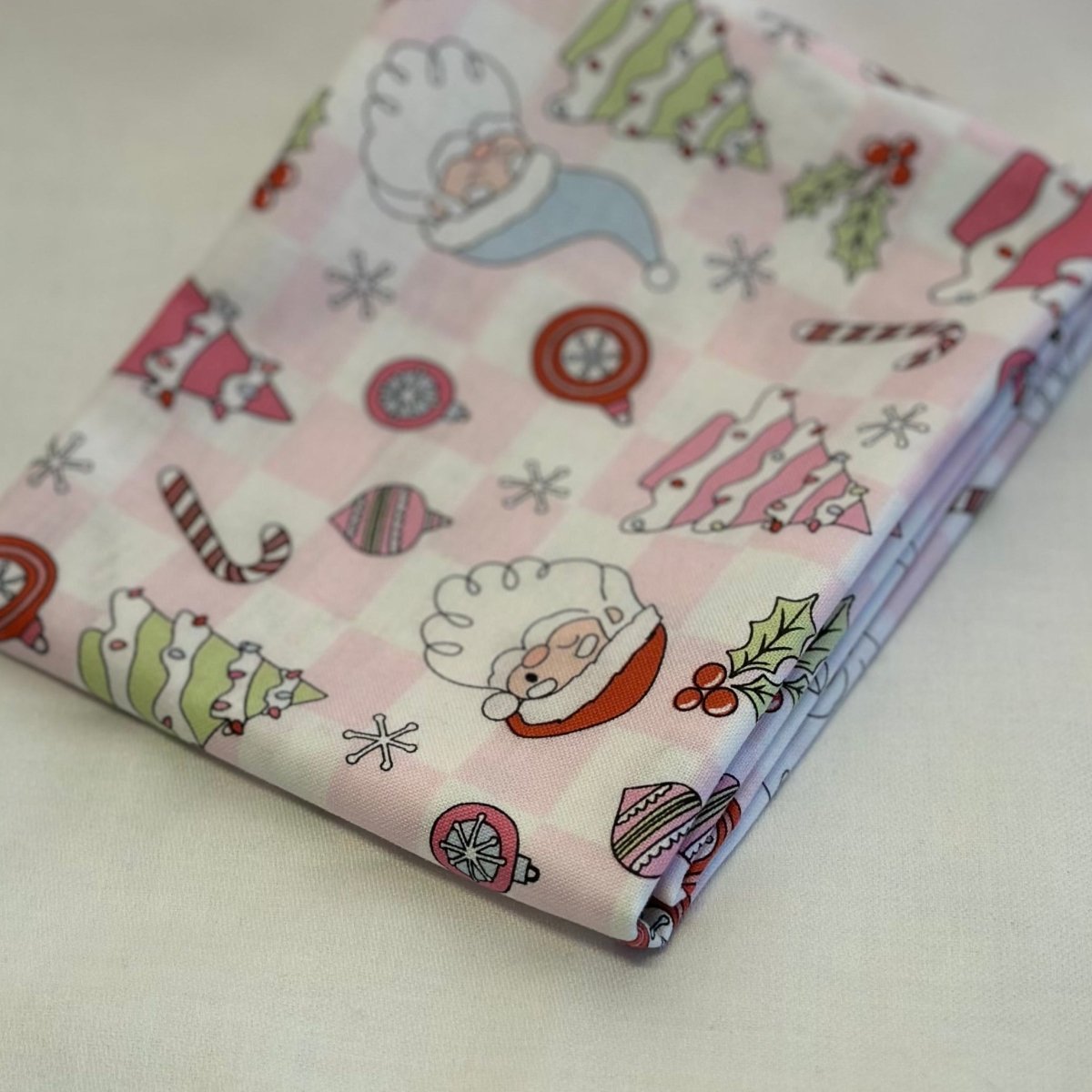 Pink Gingerbread Christmas Fat Quarter Bundle (3 pcs) - Blue Owl Quilt Co.